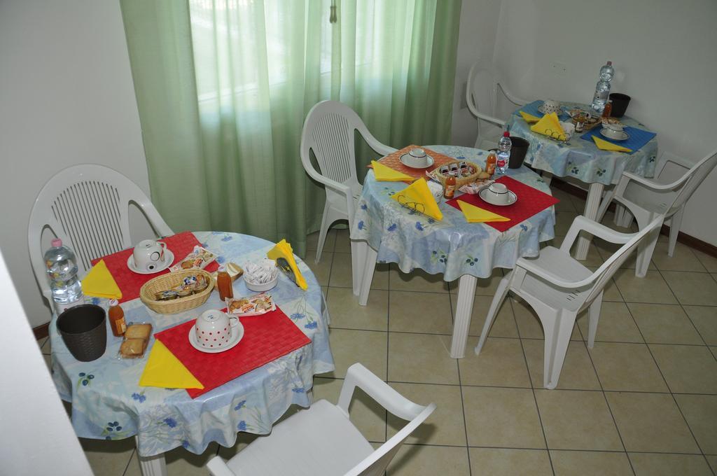 Casablanca Bed and Breakfast Trebaseleghe Exteriör bild